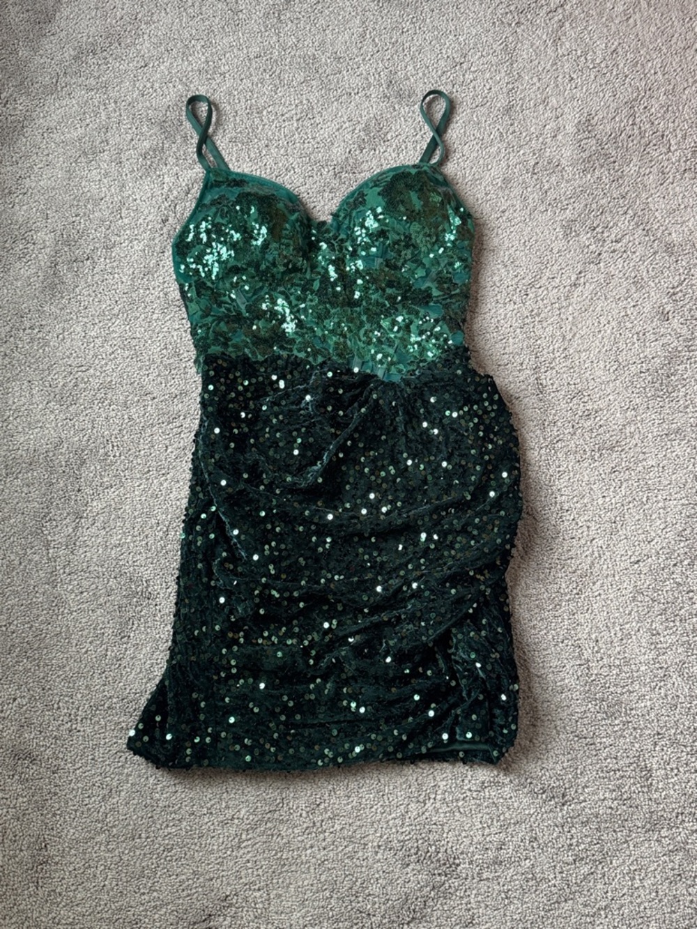 QUANJINR Sequin Mini Dress Green Black Ombre Spaghetti Strap Bodycon SIZE 2 - Picture 1 of 6